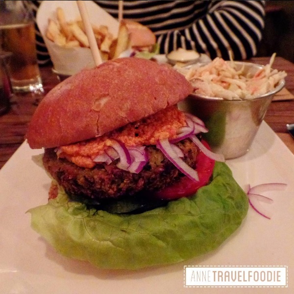 9 Thrill Grill, best veggie burger of Amsterdam