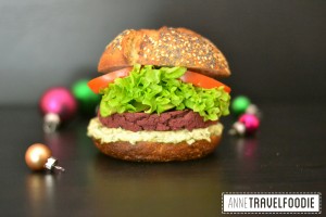 veggie red beet christmas burger annetravelfoodie