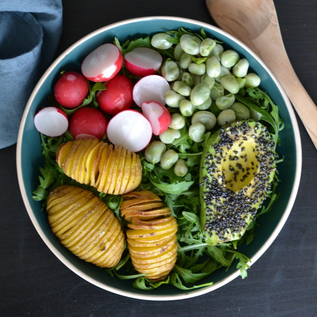 vegan dinner bowl salad anne travel foodie