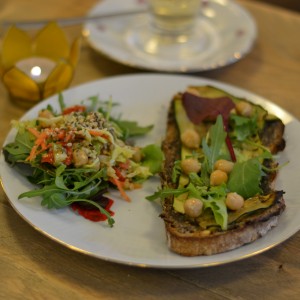 vegan sandwich with black olive hummus