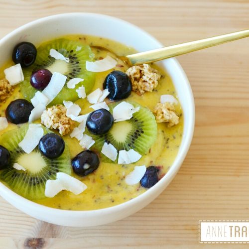 Spirulina Smoothie Bowl Anne Travel Foodie