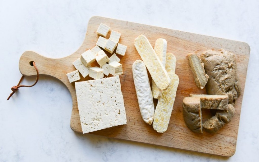 Wha'ts the difference between tofu, tempeh and seitan?