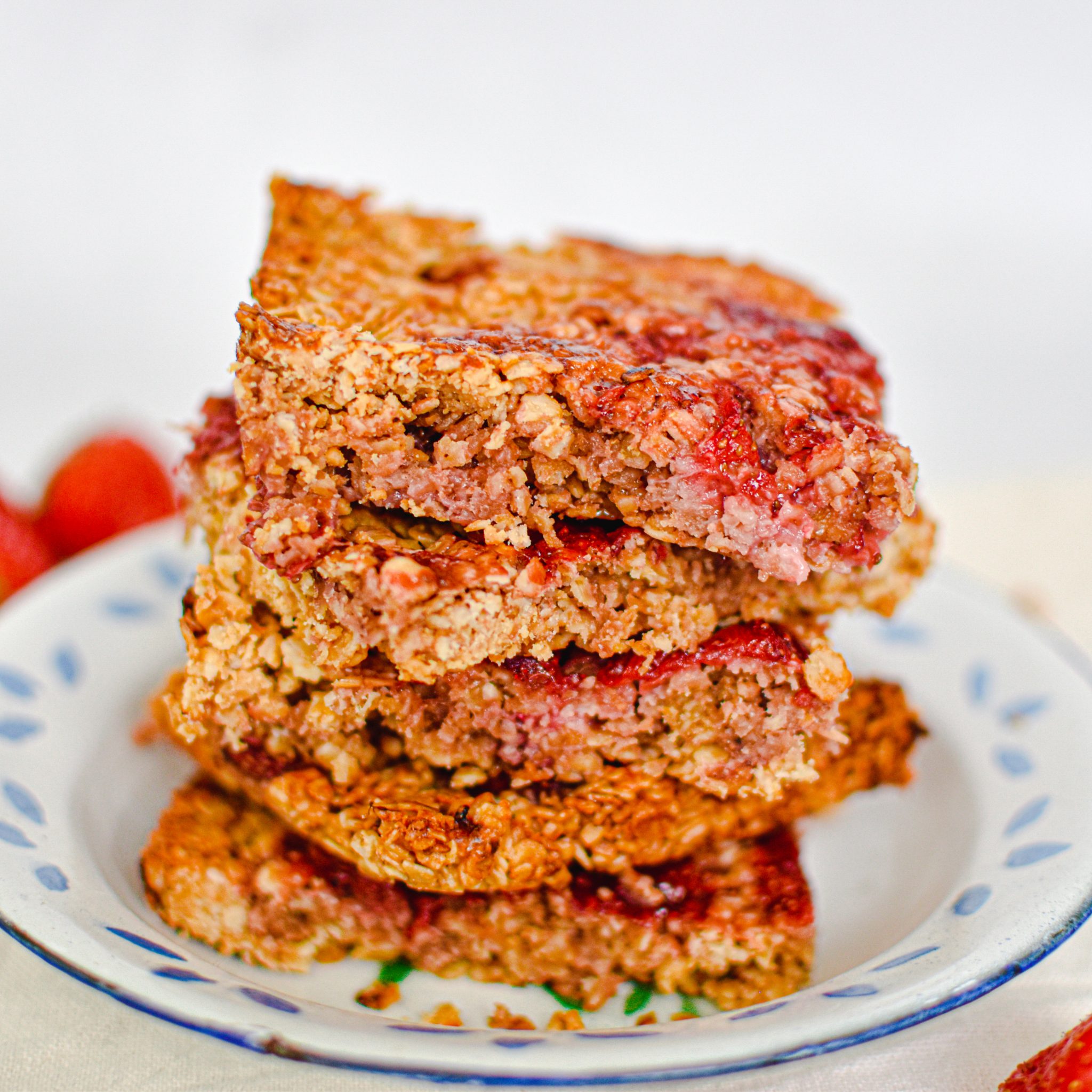 Recipe Vegan Strawberry Flapjacks - Anne Travel Foodie