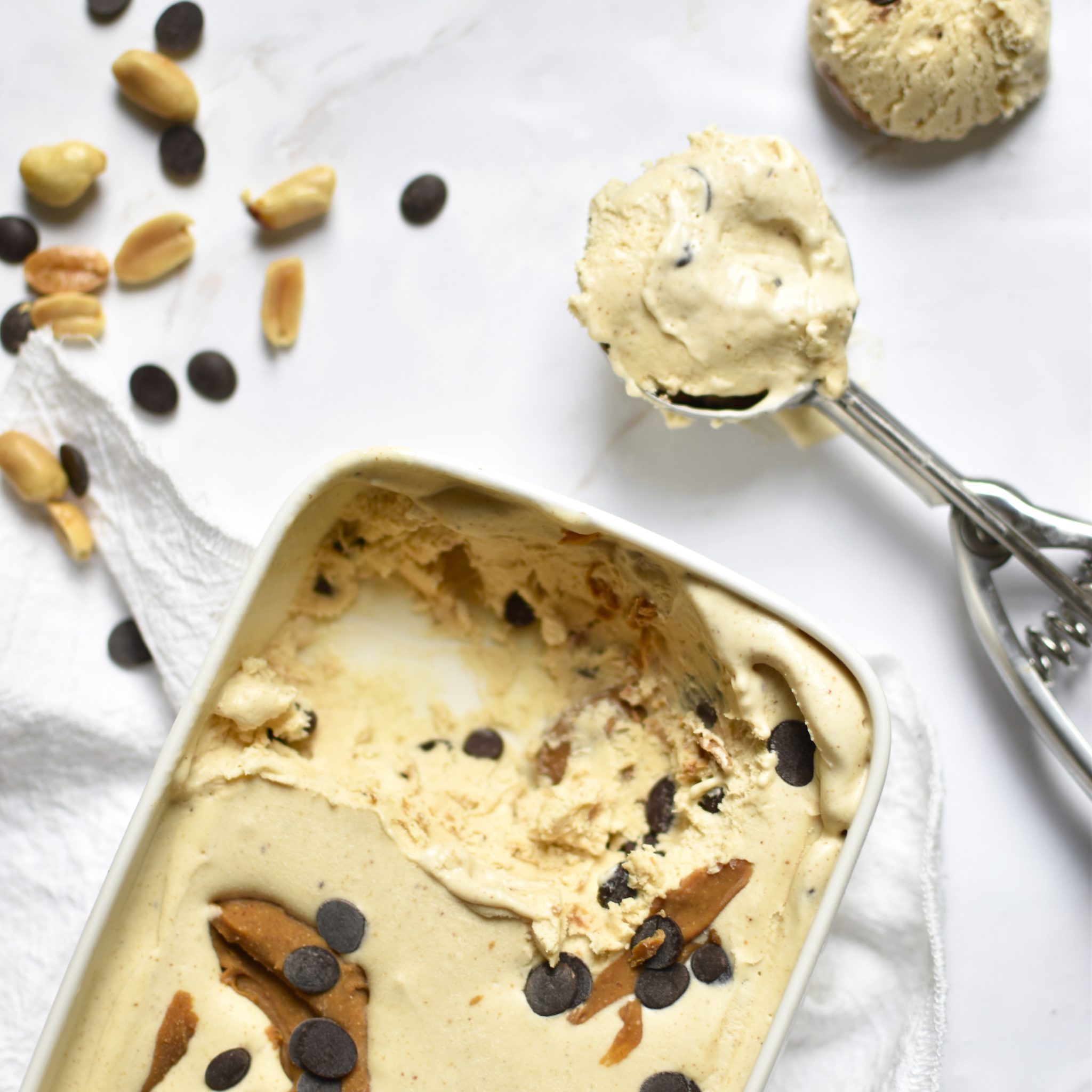 No-churn Snickers ice cream recipe - Anne Travel Foodie